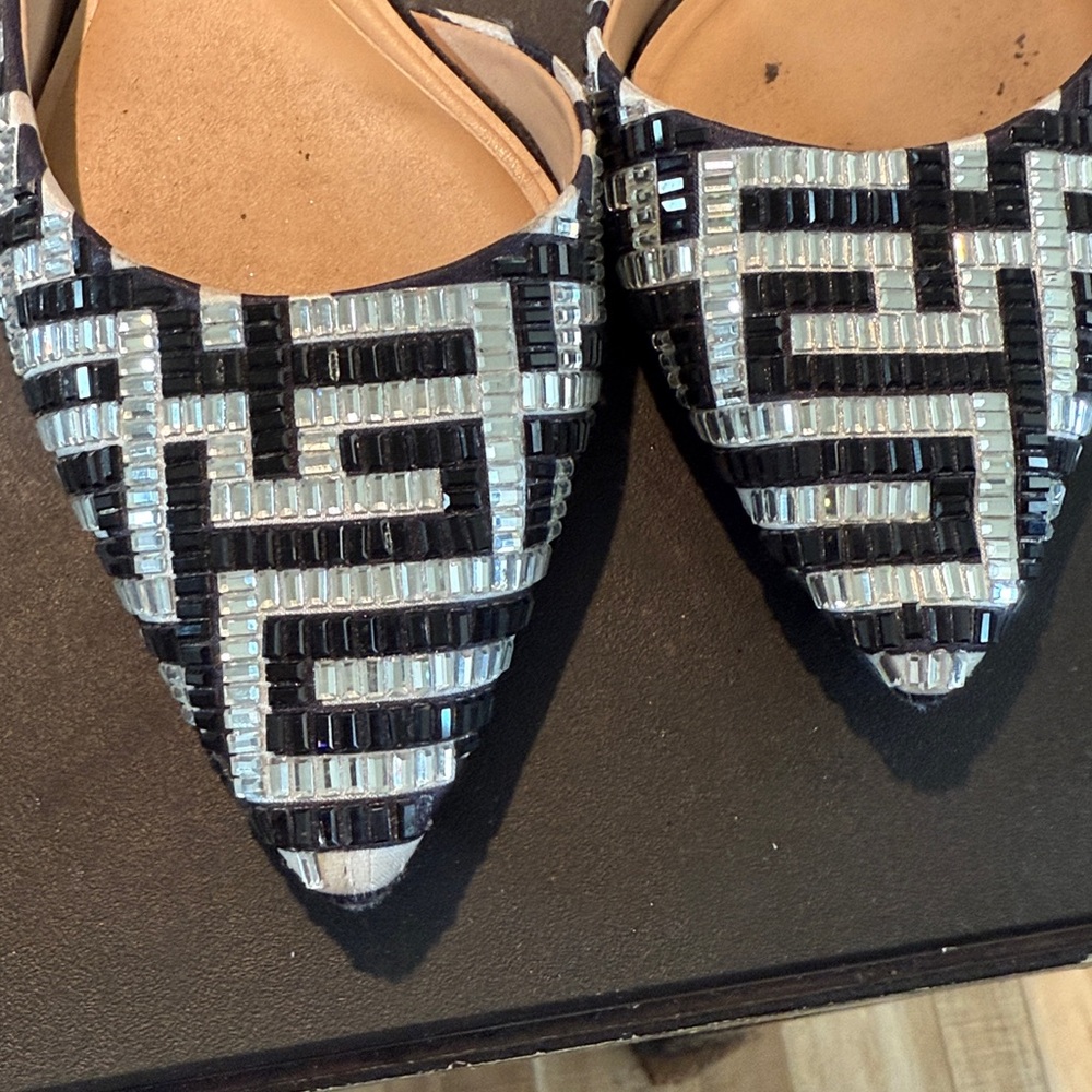 INC International Concepts Geometric Black and Silver Flats - Picture 4 of 4